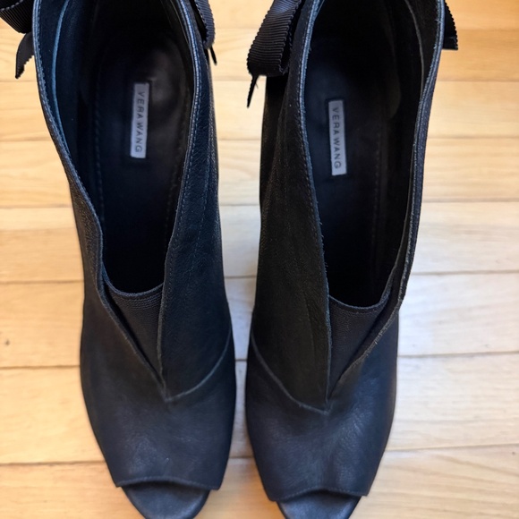 Vera Wang Royce Peep Toe Booties with Fabric Bow in Gross grain leather Size 10 - Picture 3 of 7
